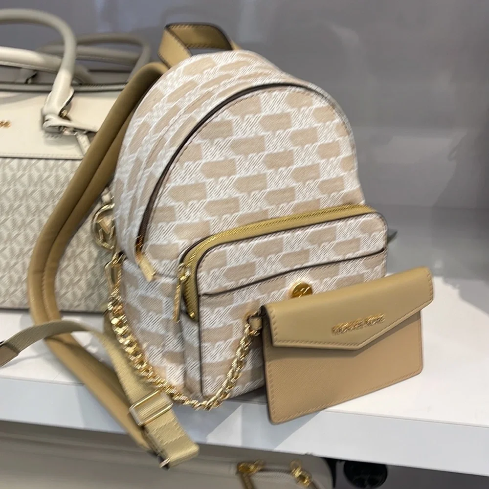 MICHAEL KORS
Maisie Extra-Small Logo 2-in-1 Backpack
Camel
NWT - Picture 12 of 16